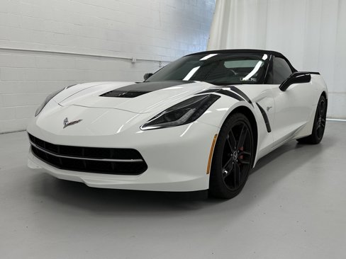 Used 2014 Chevrolet Corvette Stingray Convertible w/ 2LT Preferred Equipment Group image 11