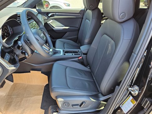 New 2025 Audi Q3 2.0T Premium image 8