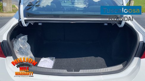 Used 2024 Chevrolet Malibu LT image 11