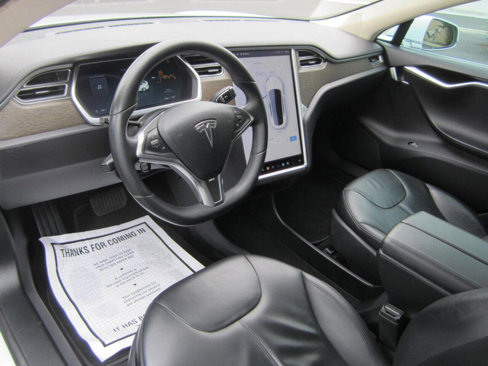 Used 2013 Tesla Model S Long Range image 22