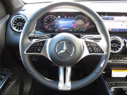 New 2026 Mercedes-Benz GLB 250 4MATIC image 25