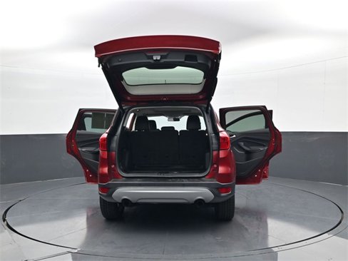 Used 2019 Ford Escape SEL image 32