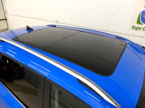 Used 2022 Volkswagen Taos SE w/ Panoramic Sunroof Package image 11