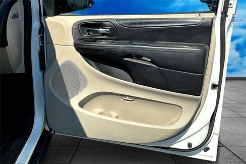 Used 2014 Dodge Grand Caravan American Value Package image 20