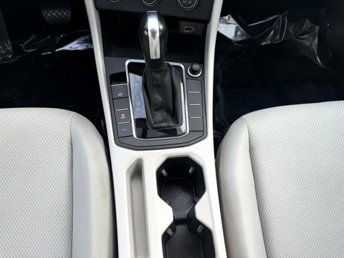 Used 2019 Volkswagen Jetta S w/ Driver Assistance Package image 12