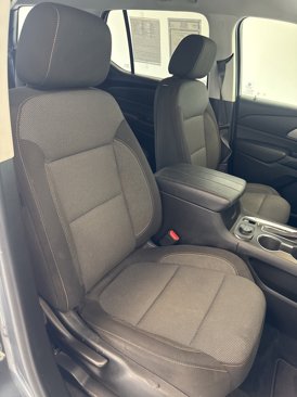Used 2020 Chevrolet Traverse LT image 25