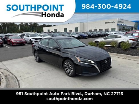 Used 2023 Nissan Altima 2.5 SV image 1