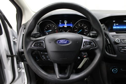 Used 2017 Ford Focus SE image 10