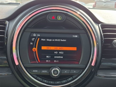 Used 2019 MINI Cooper Clubman S image 23