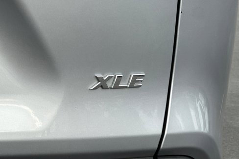 Used 2023 Toyota RAV4 XLE image 26