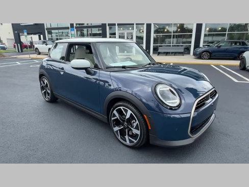 Certified 2025 MINI Cooper 2-Door Hardtop image 30