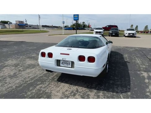 Used 1995 Chevrolet Corvette Coupe image 8
