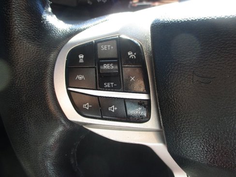 Used 2021 Ford Explorer XLT w/ Equipment Group 202A image 13