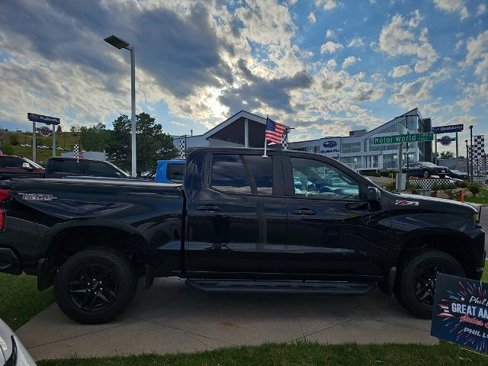 Used 2020 Chevrolet Silverado 1500 LT Trail Boss image 7