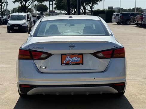 Used 2019 Nissan Altima 2.5 S image 5