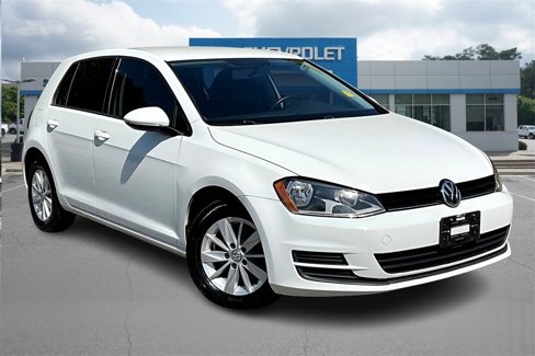 Used 2017 Volkswagen Golf S image 3