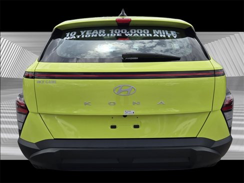 Certified 2024 Hyundai Kona SE image 5