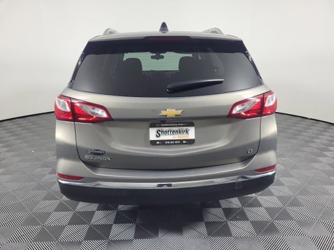 Used 2018 Chevrolet Equinox LT w/ Sun & Infotainment Package image 10