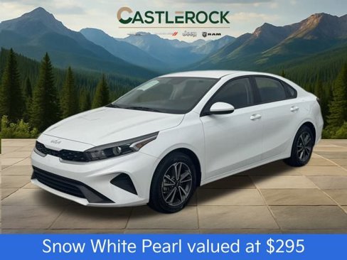 Used 2022 Kia Forte LXS image 1