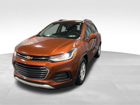 Used 2019 Chevrolet Trax LT w/ LT Convenience Package image 8
