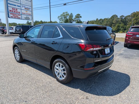 Used 2023 Chevrolet Equinox LT image 3