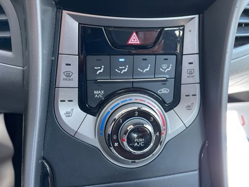 Used 2013 Hyundai Elantra GLS w/ Preferred Pkg image 19