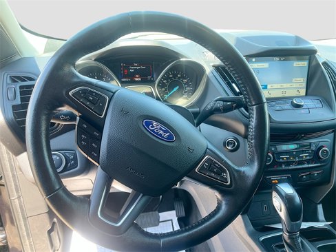 Used 2019 Ford Escape SEL image 11