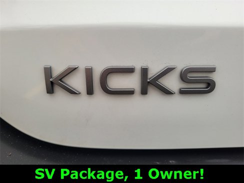 Used 2025 Nissan Kicks SV w/ Charging Package image 14