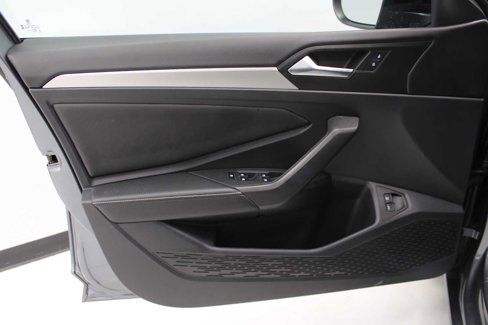 Used 2023 Volkswagen Jetta Sport image 14