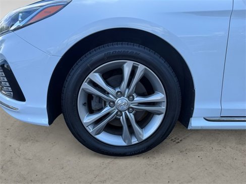Used 2019 Hyundai Sonata Sport image 14
