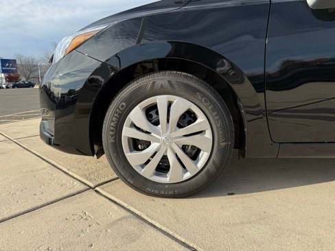 New 2025 Nissan Versa S image 9