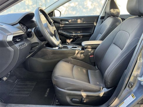 Used 2024 Nissan Altima 2.5 SV image 20
