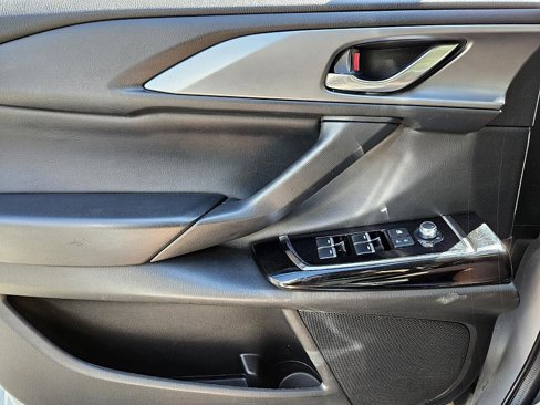 Used 2023 MAZDA CX-9 Touring Plus image 30