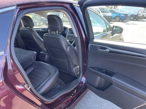 Used 2013 Ford Fusion SE image 31