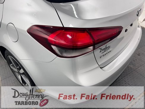 Used 2018 Kia Forte EX image 13