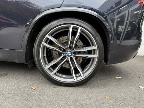 Used 2015 BMW X5 M image 51