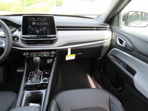 New 2025 Jeep Compass Latitude w/ Mopar Graphics Package image 14