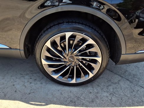 Used 2020 Lincoln Aviator Reserve w/ Equipment Group 202A image 25