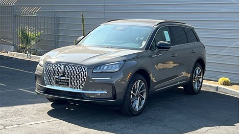 New 2025 Lincoln Corsair FWD w/ Equipment Group 101A image 3