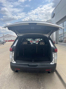 Used 2022 Chevrolet Traverse LT image 6