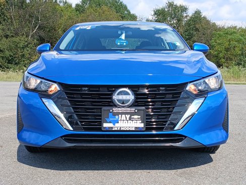 Used 2024 Nissan Sentra SV image 31