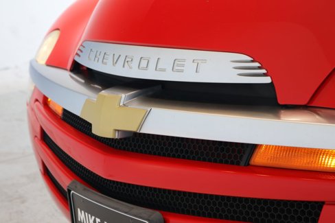 Used 2005 Chevrolet SSR w/ Preferred Equipment Group image 32