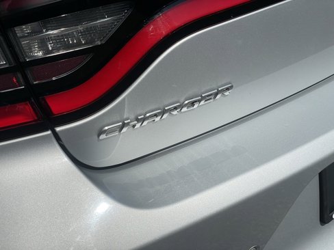 Used 2019 Dodge Charger R/T w/ Plus Group image 31
