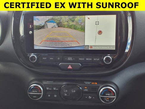 Used 2023 Kia Soul EX image 21