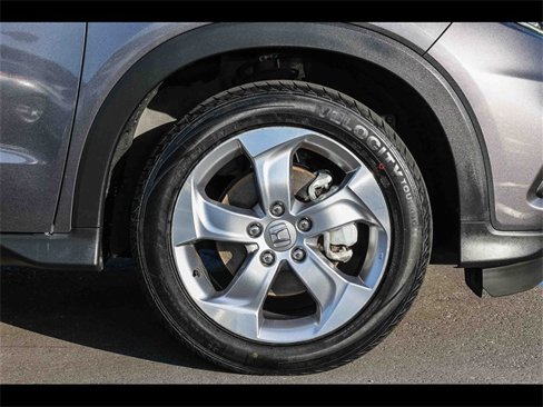 Used 2019 Honda HR-V LX image 9