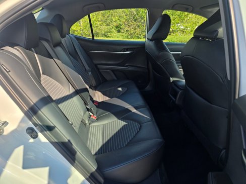 Used 2021 Toyota Camry SE image 37