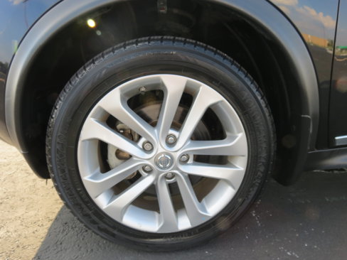 Used 2011 Nissan Juke SL w/ Chrome Pkg image 35