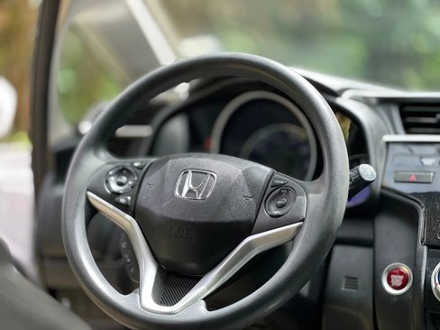 Used 2015 Honda Fit EX image 19