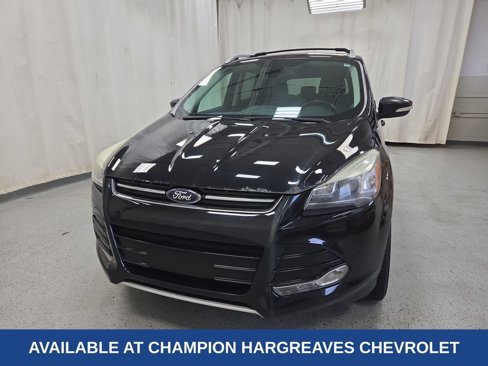 Used 2013 Ford Escape Titanium w/ Class II Trailer Tow Pkg image 40