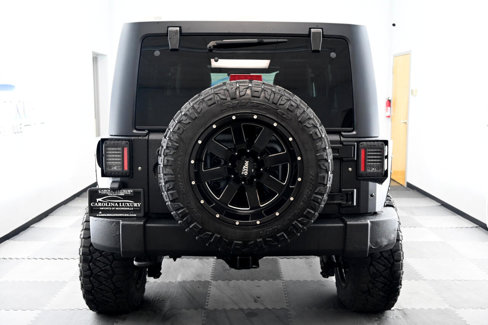 Used 2016 Jeep Wrangler Unlimited Sahara image 3